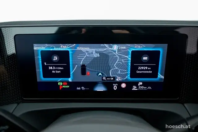 Volkswagen Tiguan view 13