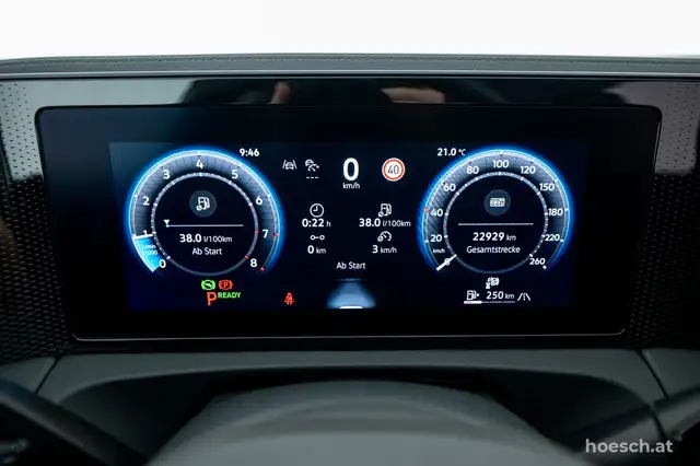 Volkswagen Tiguan view 11