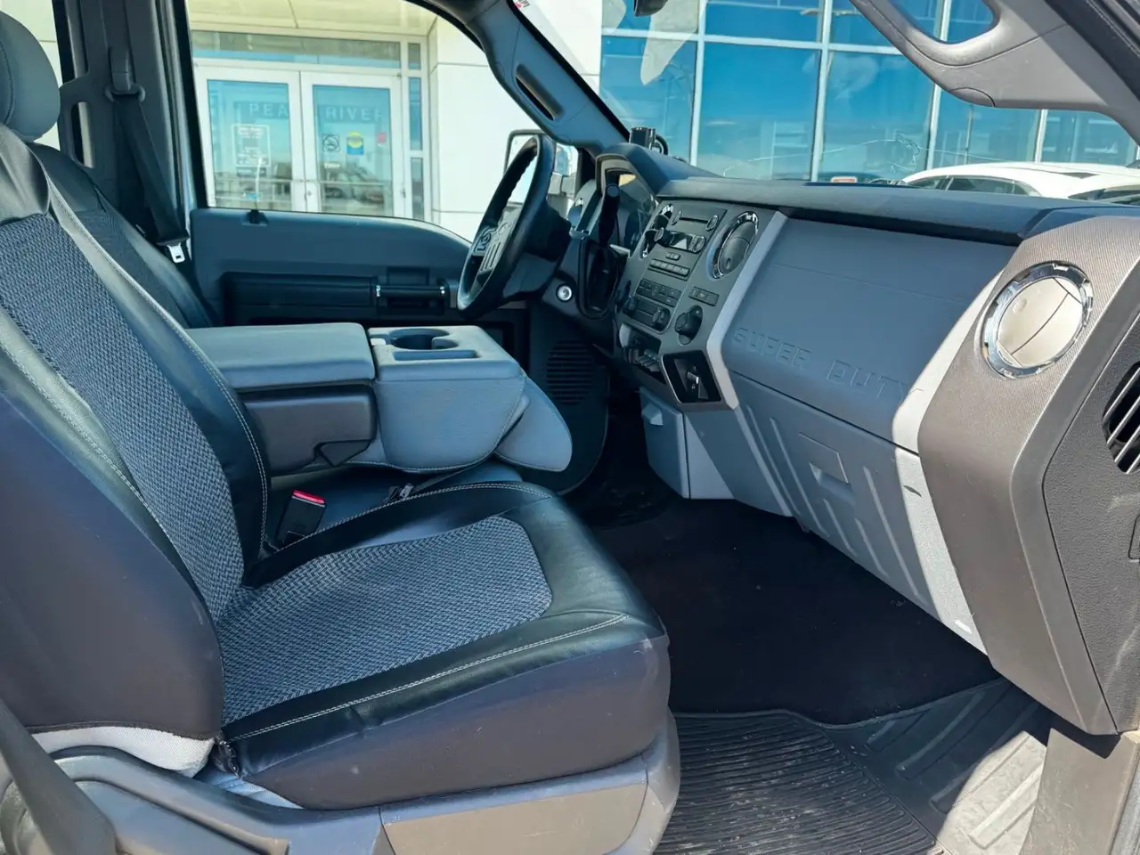 Ford F 350 снимка Ford F 350