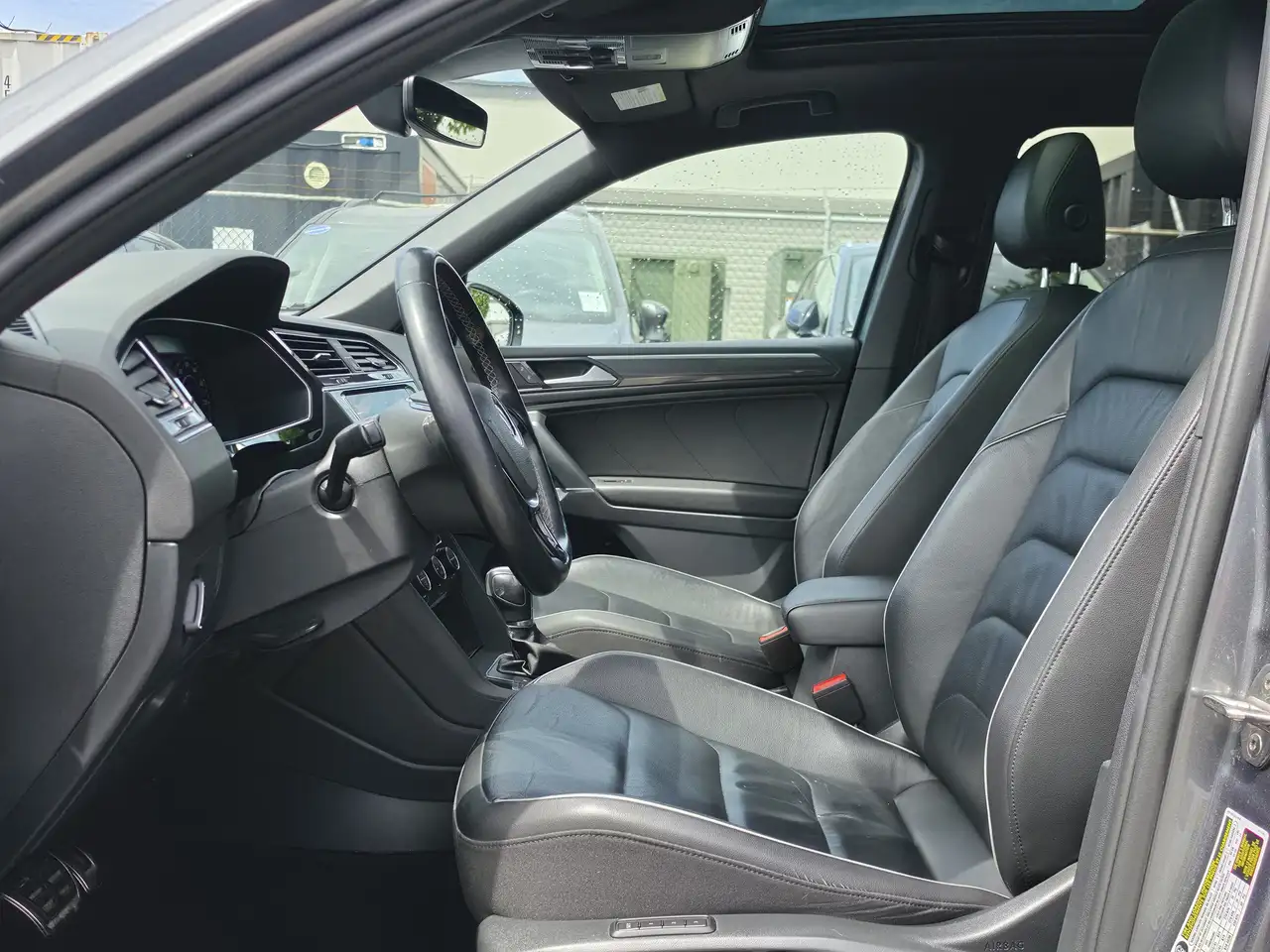 Volkswagen Tiguan снимка Volkswagen Tiguan