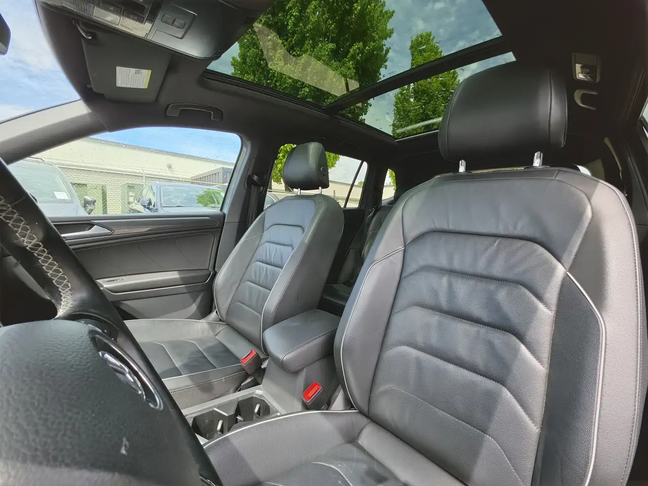 Volkswagen Tiguan снимка Volkswagen Tiguan