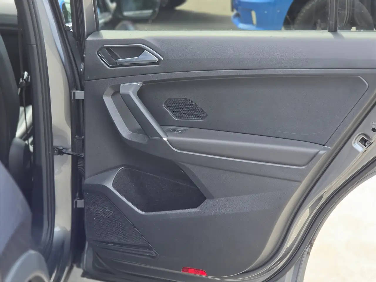 Volkswagen Tiguan снимка Volkswagen Tiguan
