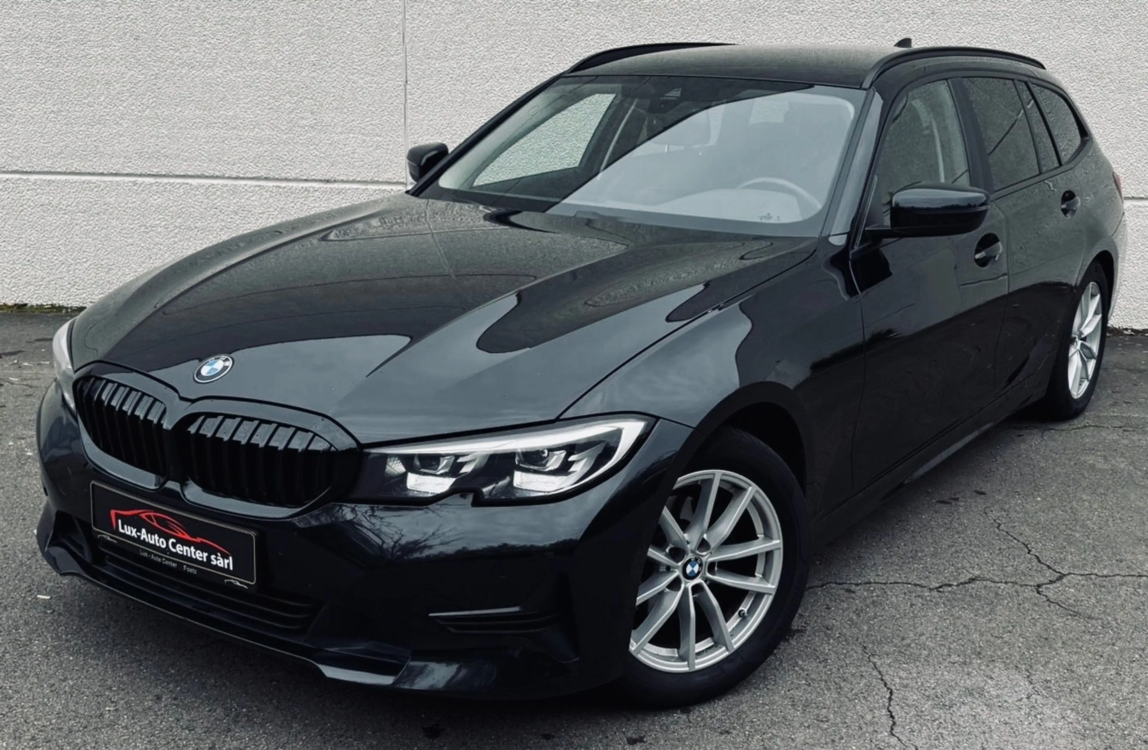 BMW 316 🚨Touring 316 dA//2.0 Diesel //Garantie 12 mois/ — photo 2
