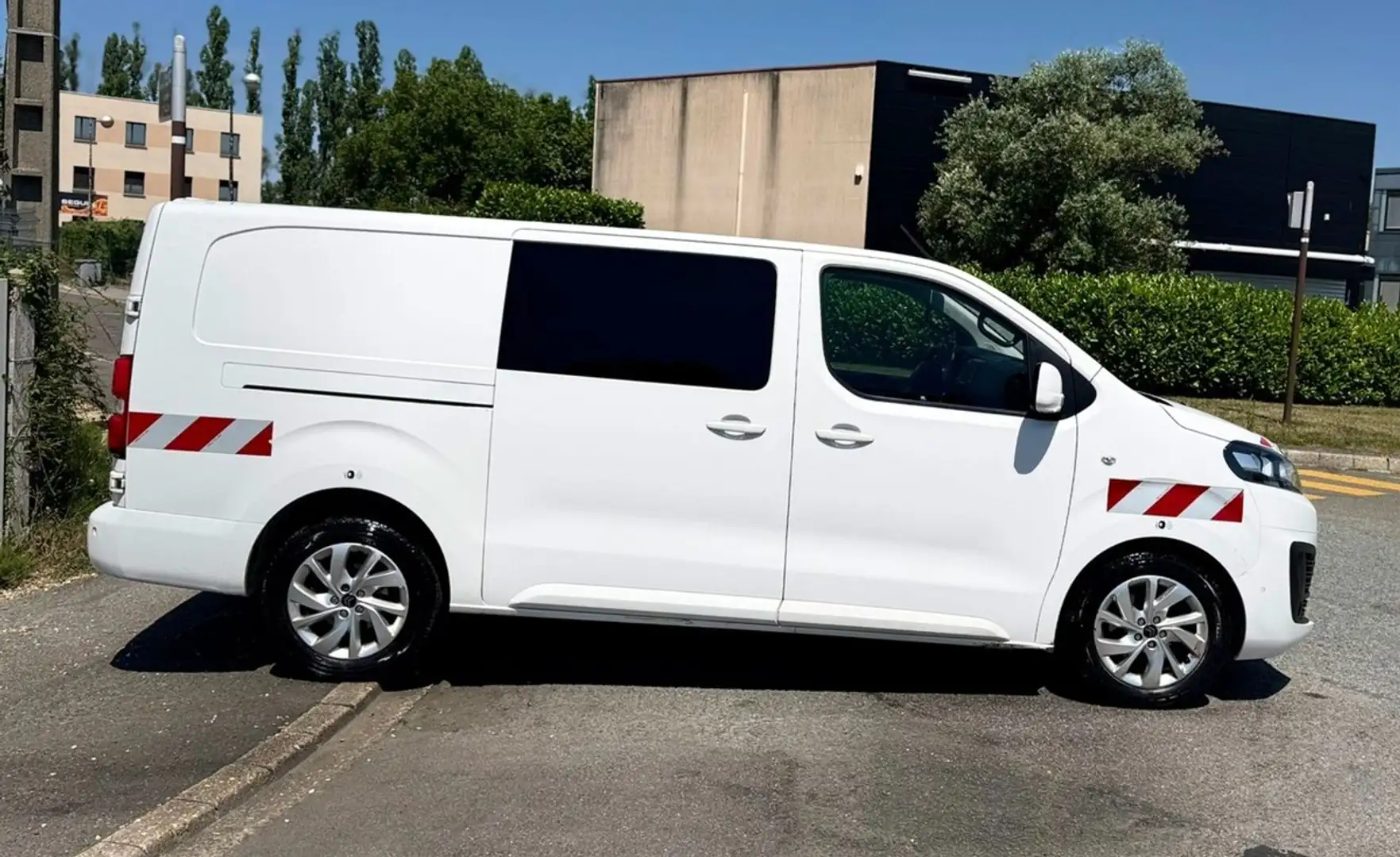 Citroen Jumpy JUMPY CAB APP XL 2.0 BLUEHDI 120cv 6 PLACES DISTRI Weiß - 2