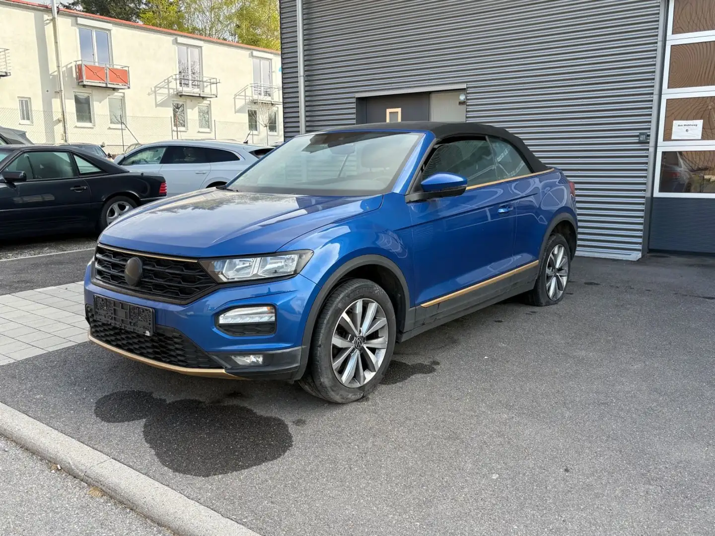Volkswagen T-Roc Cabriolet Style beschädigt Blauw - 1