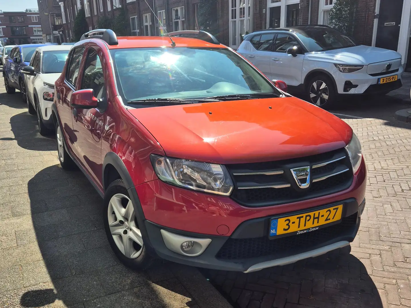 Dacia Sandero Sandero 0.9 TCe Stepway Lau. Rood - 2