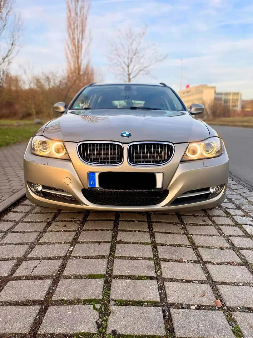 BMW 318 318i Touring Edition Lifestyle Bronze - 2