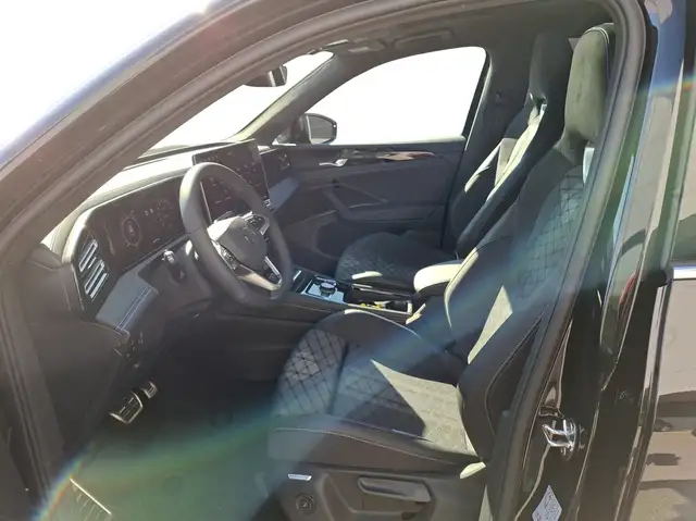 Volkswagen Tiguan Sport TDI 4MOTION DSG Ansicht 8