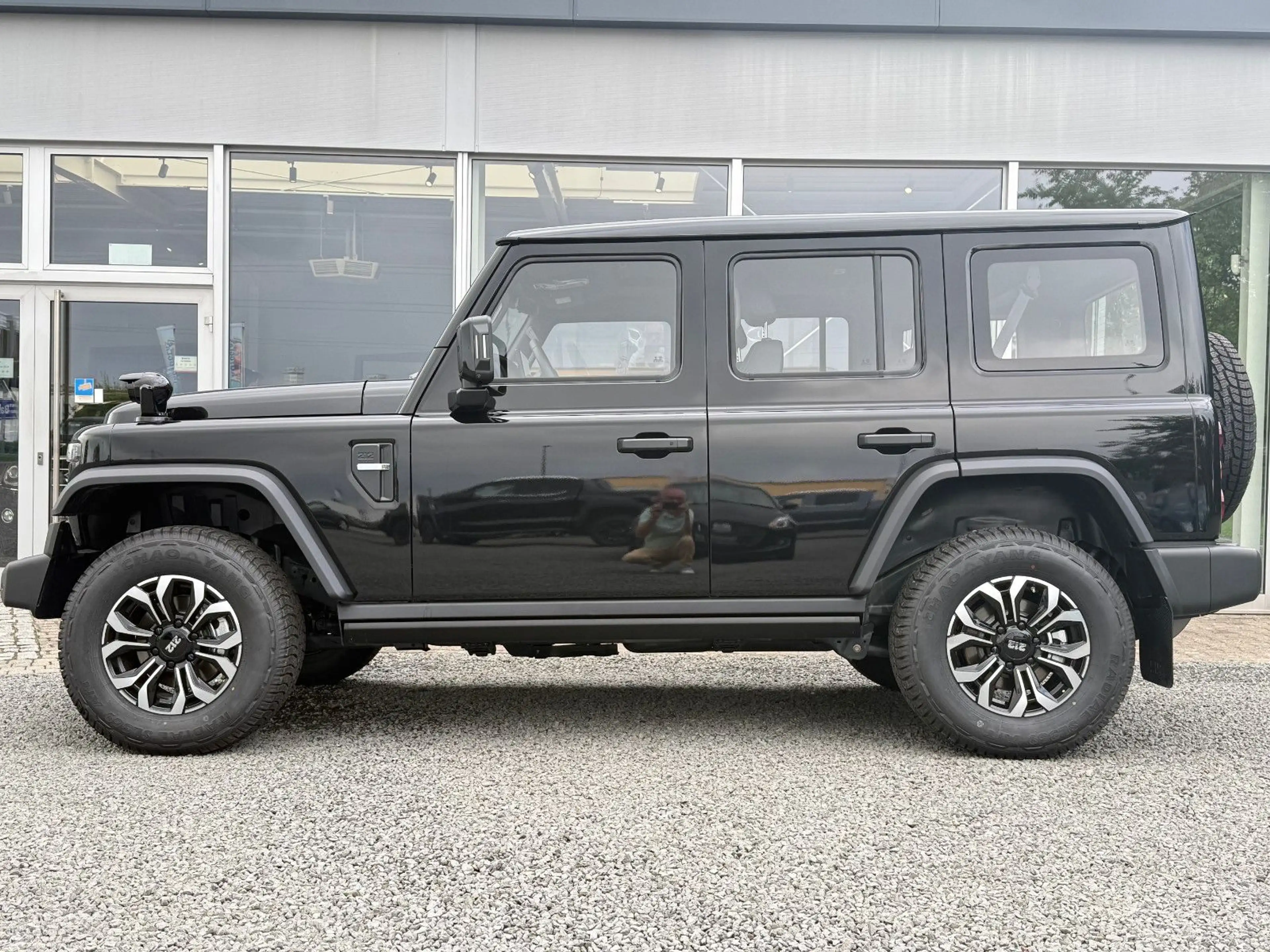 BAW 212 2.0 4X4 — photo 2