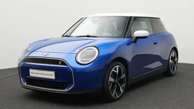 MINI Cooper SE Favoured Trim