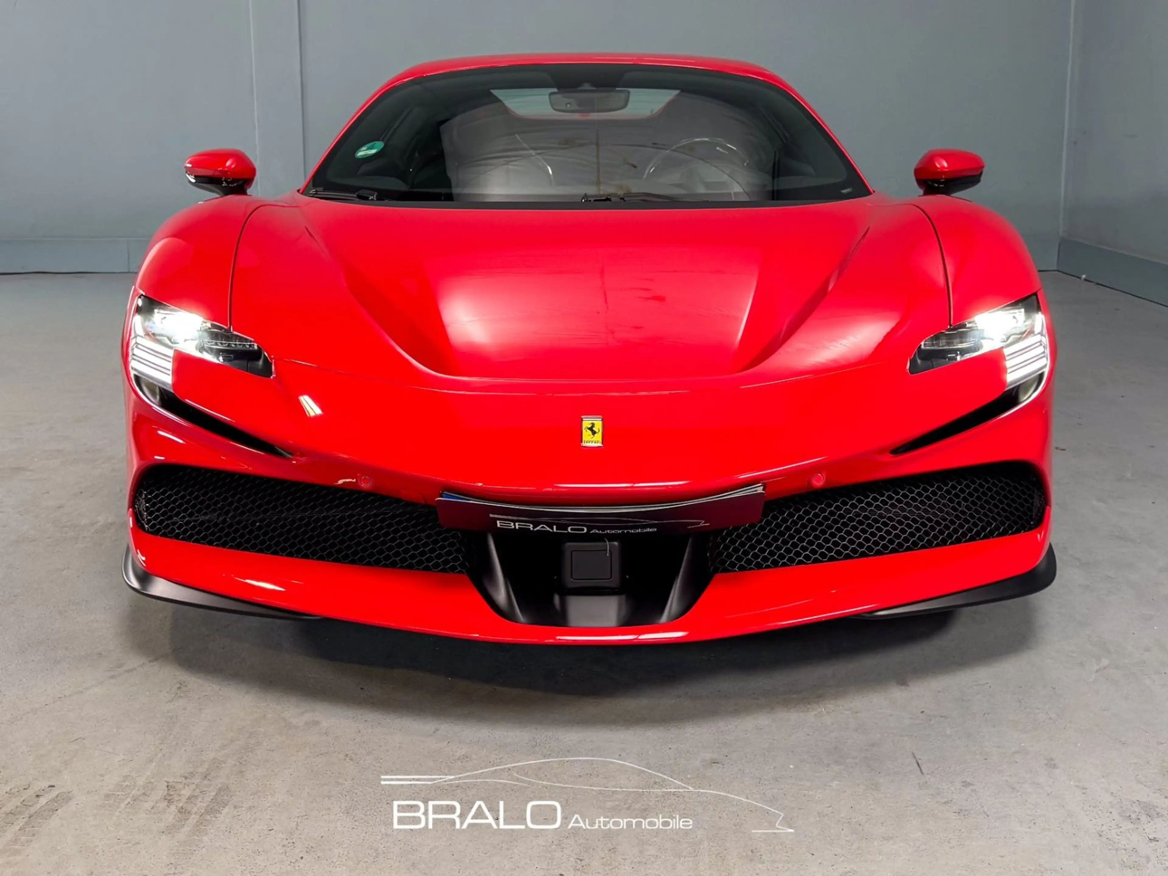 Ferrari SF90 Spider Daytona Racing Seats, Lift — photo 3