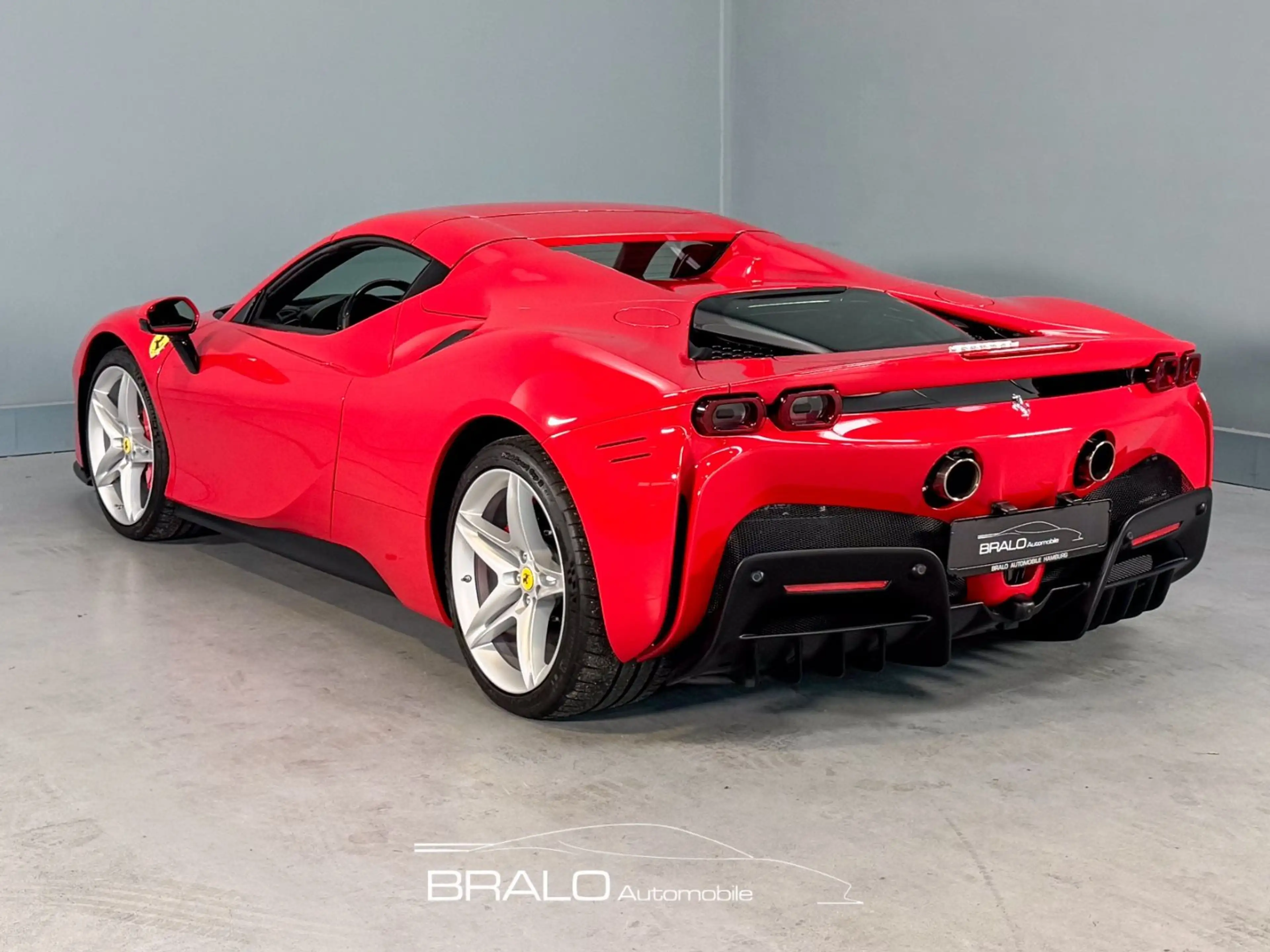 Ferrari SF90 Spider Daytona Racing Seats, Lift — photo 4