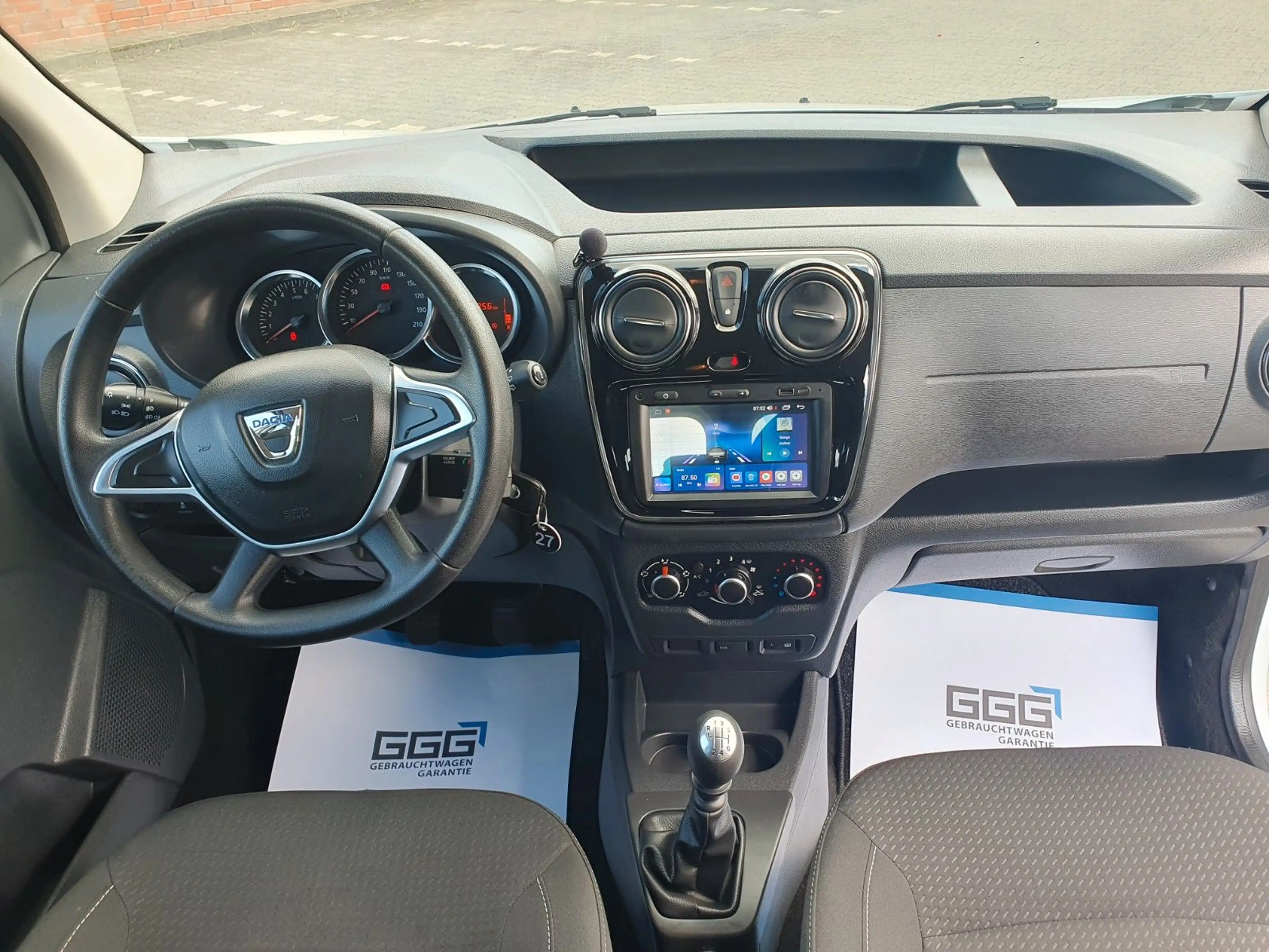 Dacia Dokker Comfort GARANTIE KLIMA NAVI CARPLAY — photo 10