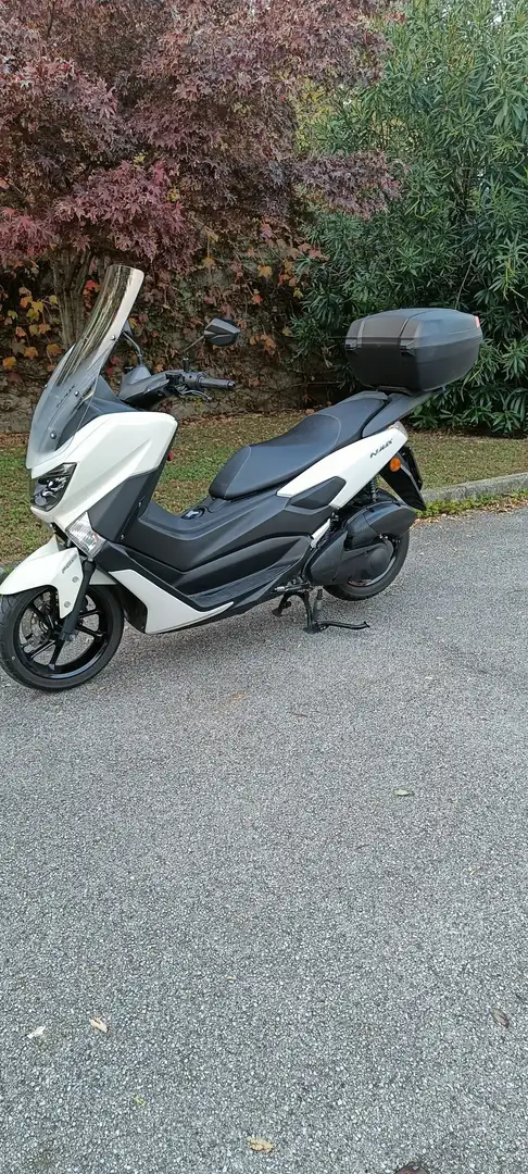 Yamaha NMAX Bianco - 2