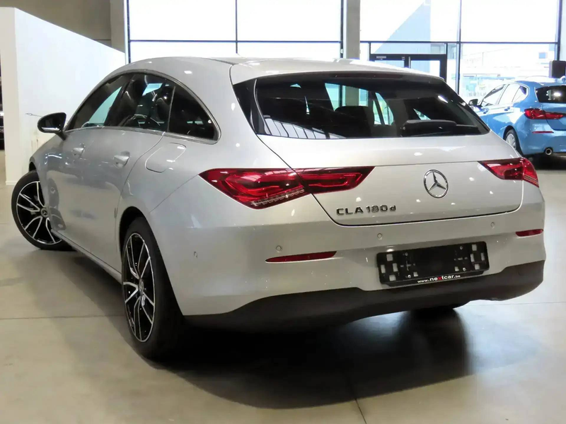 Mercedes-Benz CLA 180 d ShootingBrake 8GTRONIC **FULL LED-CRUISE-NAVI** — photo 4