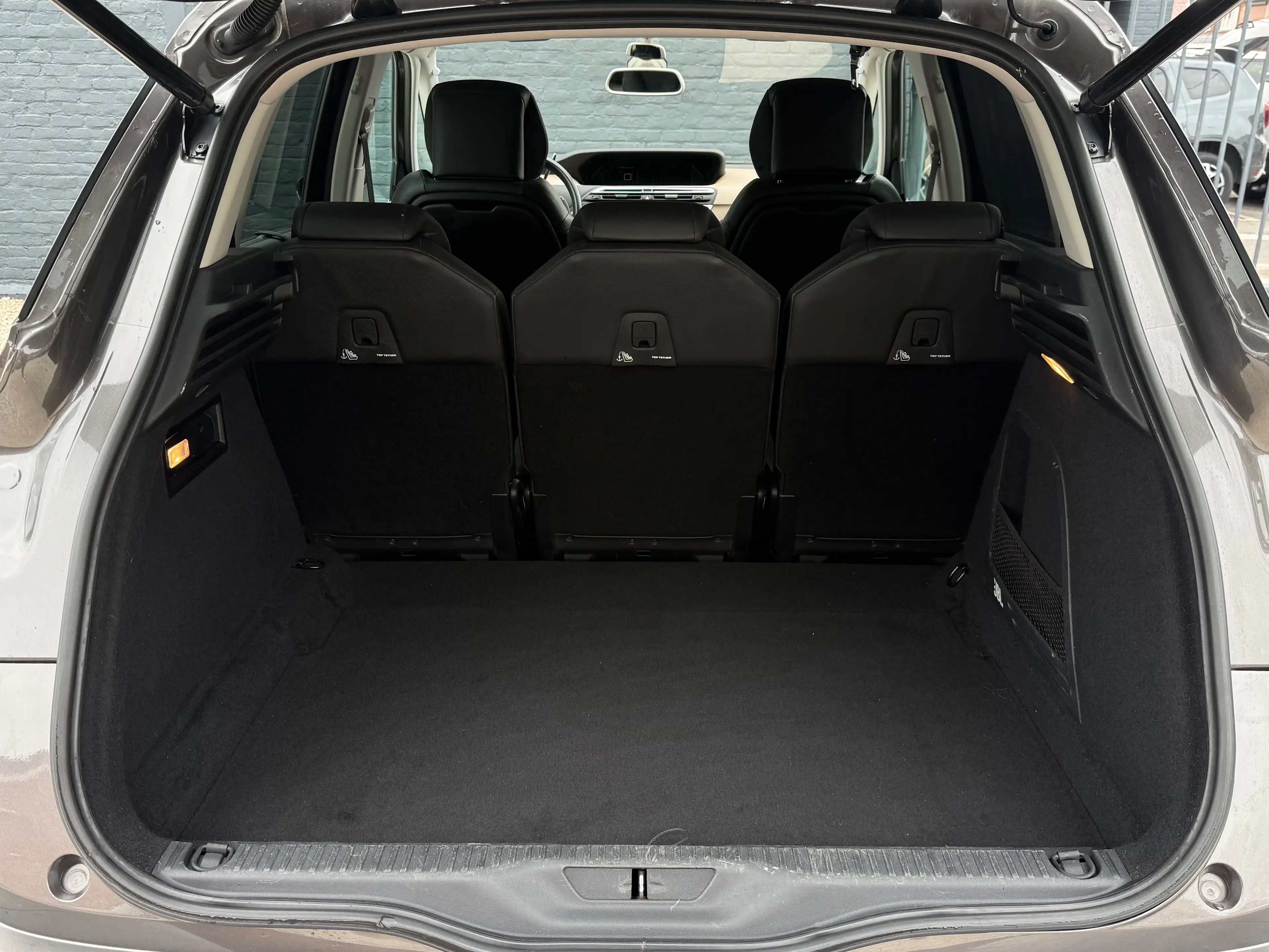 Citroen C4 Picasso C4 Picasso 1.6 BlueHDi Exclusive /Automatique/Navi/Cuir/Caméra/Led/S.c/Xénon/Pdc/Garantie/ — photo 12