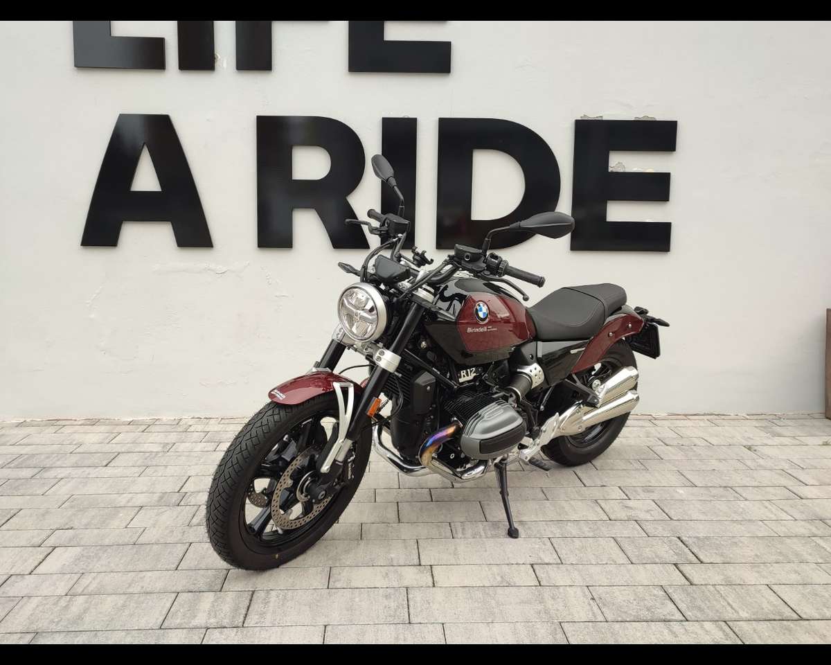 BMW R 12