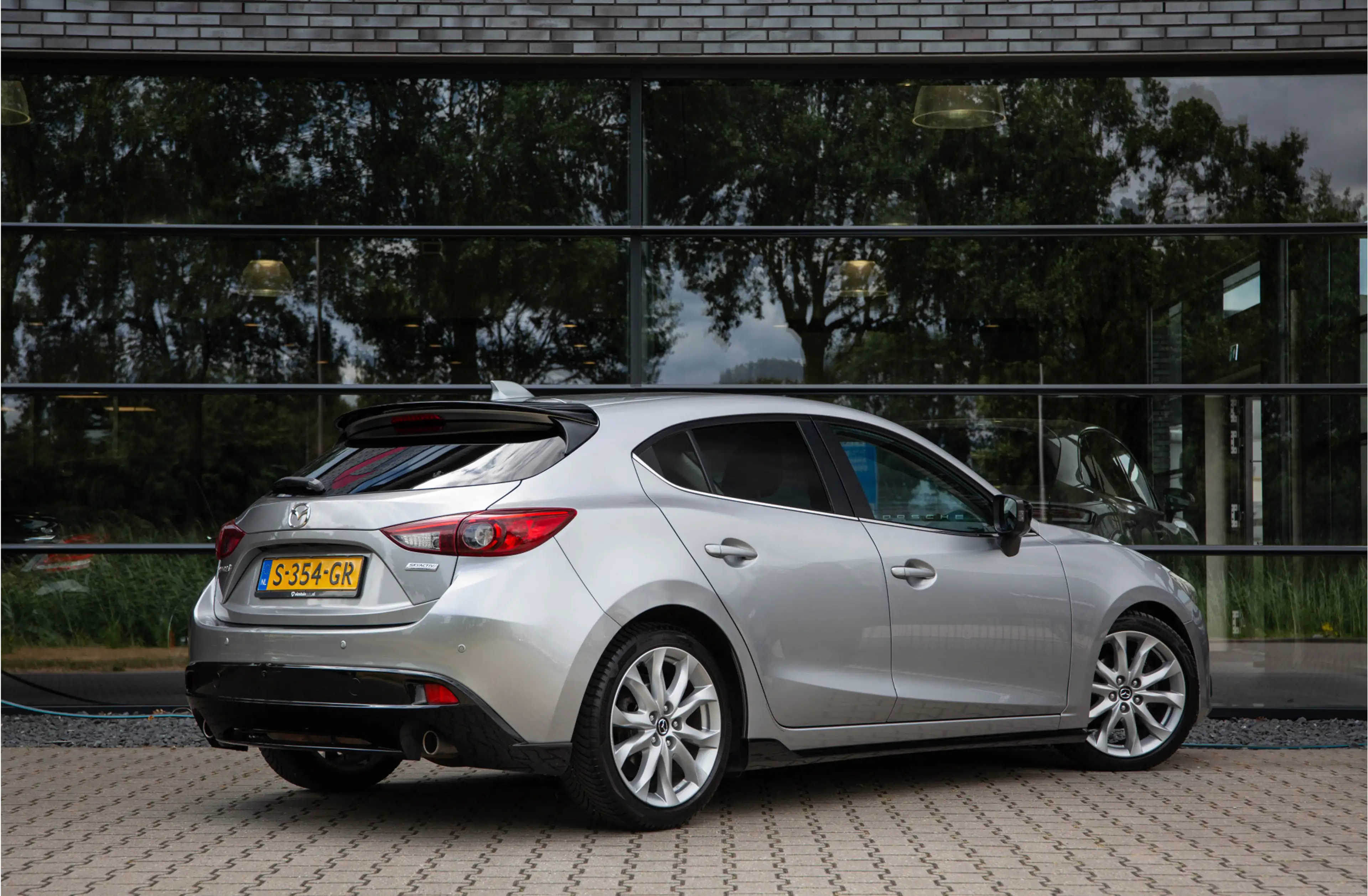 Mazda 3 2.0 TS , Navigatie, Stoelverwarming, Automaat — photo 2