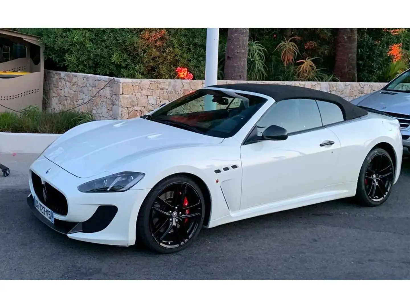 Maserati GranCabrio 4.7 V8 460 MC STRADALE White - 1