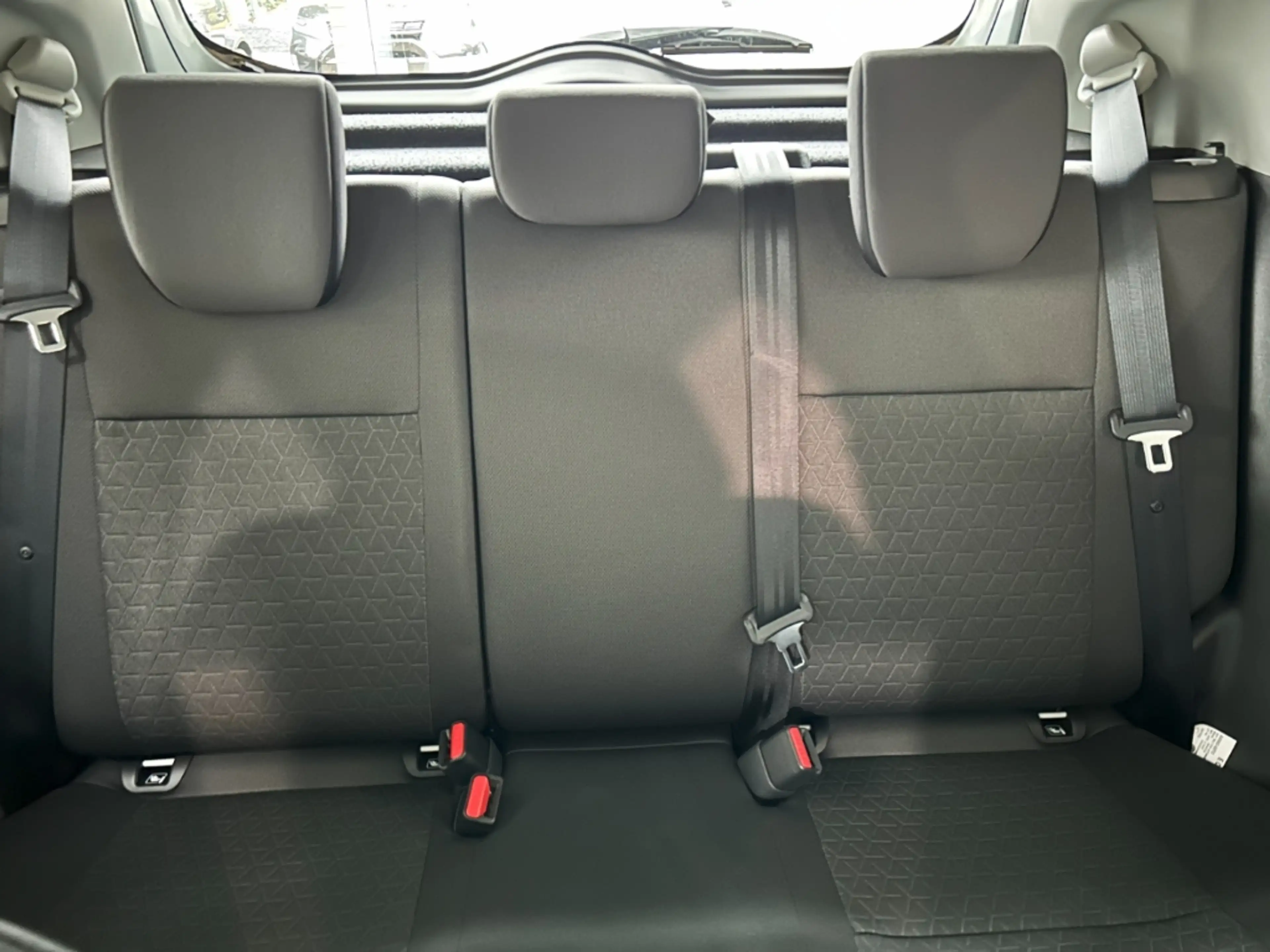 Suzuki Swift 1.2 Comfort Hybrid Nav LED ACC CarPlay SHZ — photo 13