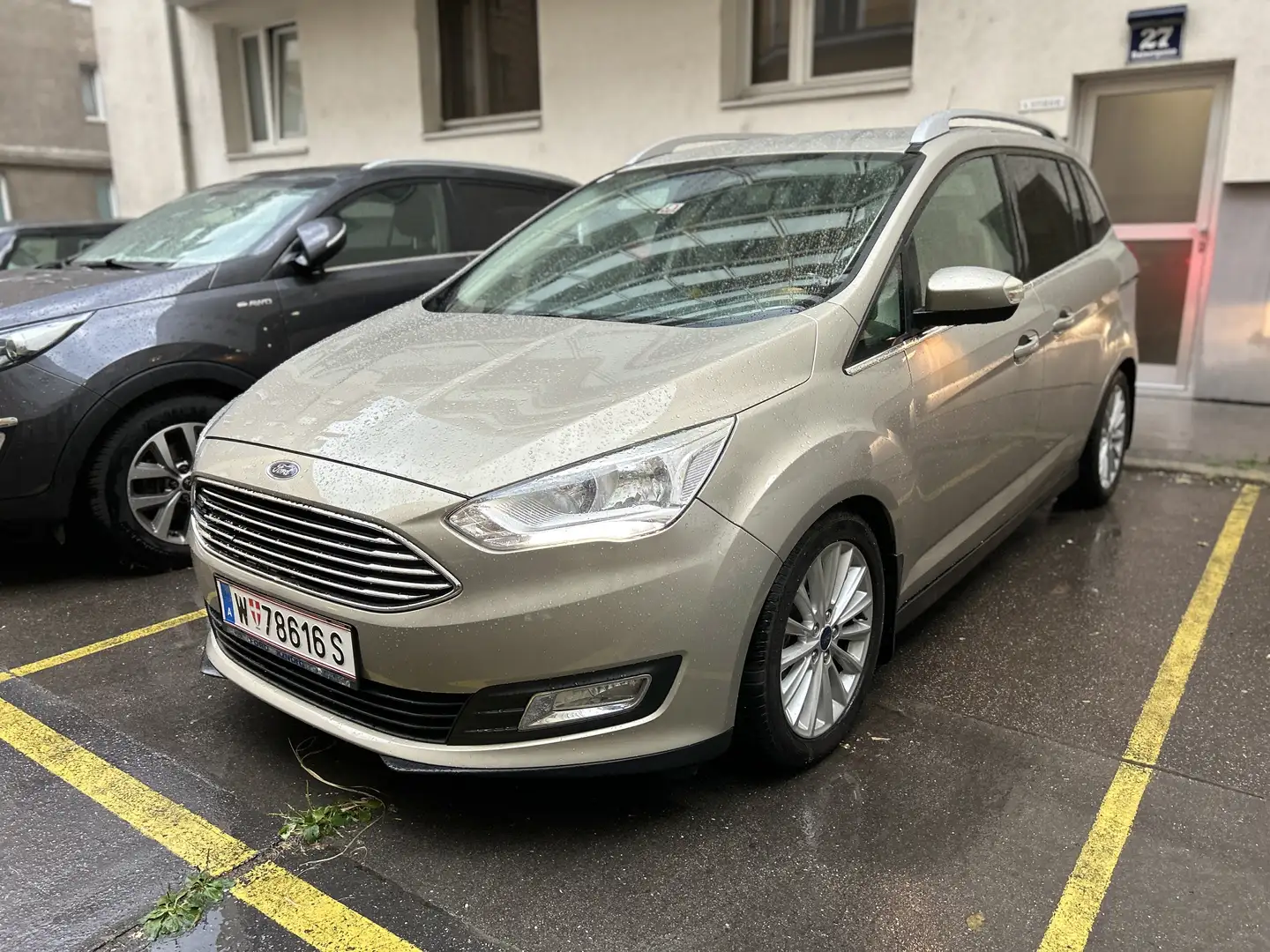Ford Grand C-Max 1.5 TDCi | Titanium|Servicegepflegt|Vollausstatung - 1