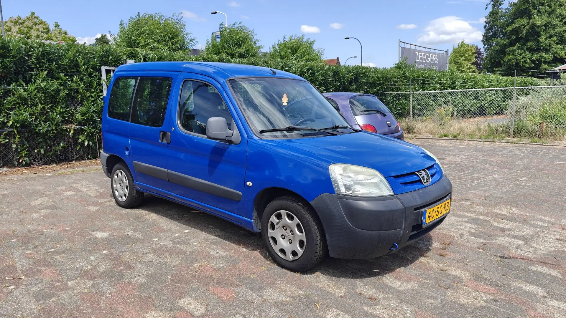 Peugeot Partner 1.4 XR Bleu - 1