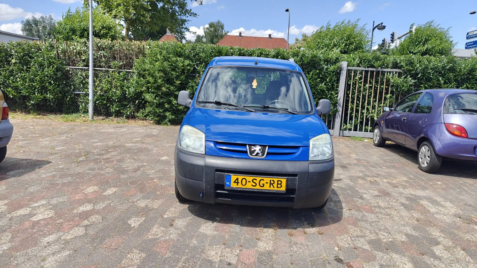 Peugeot Partner 1.4 XR Bleu - 2