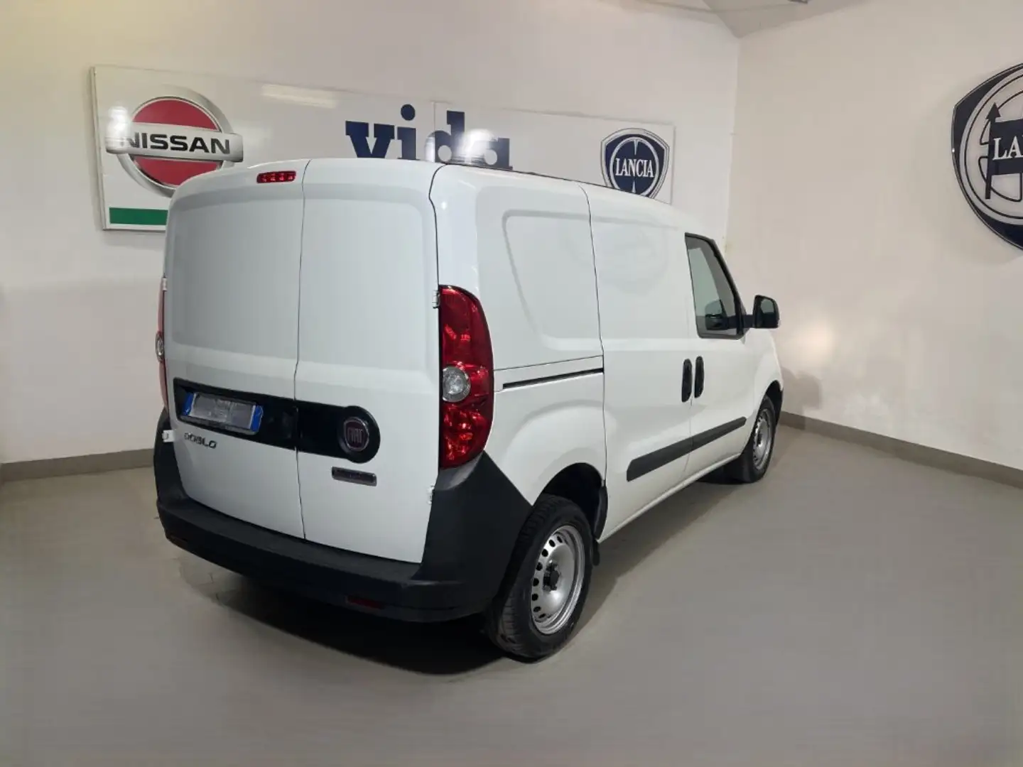 Fiat Doblo 1.6 MJT 105CV S&S 3 POSTI Cargo Business Bianco - 2