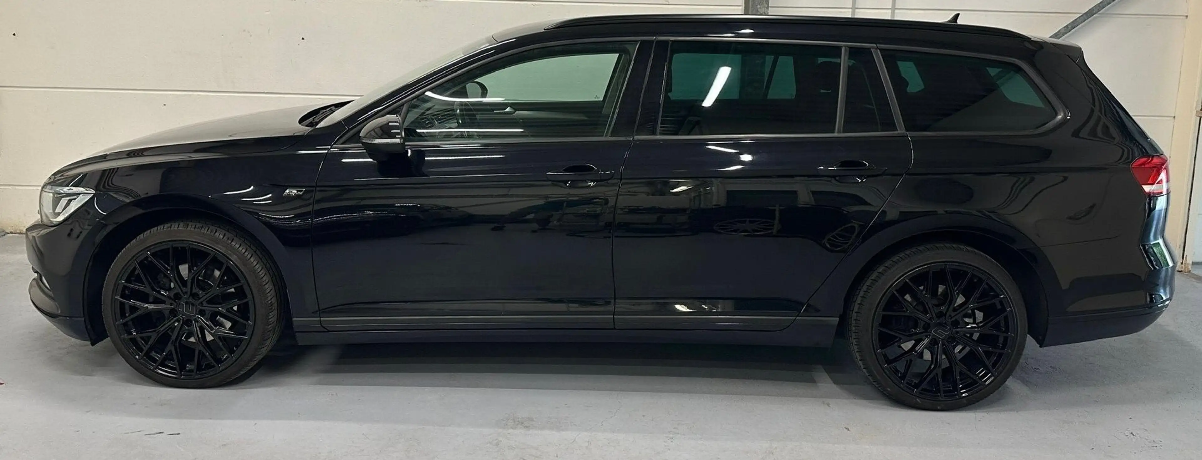 Volkswagen Passat Variant 2,0 TDI AUTOMATIK NAVI 19 ZOLL ALU Start-Stopp — photo 6