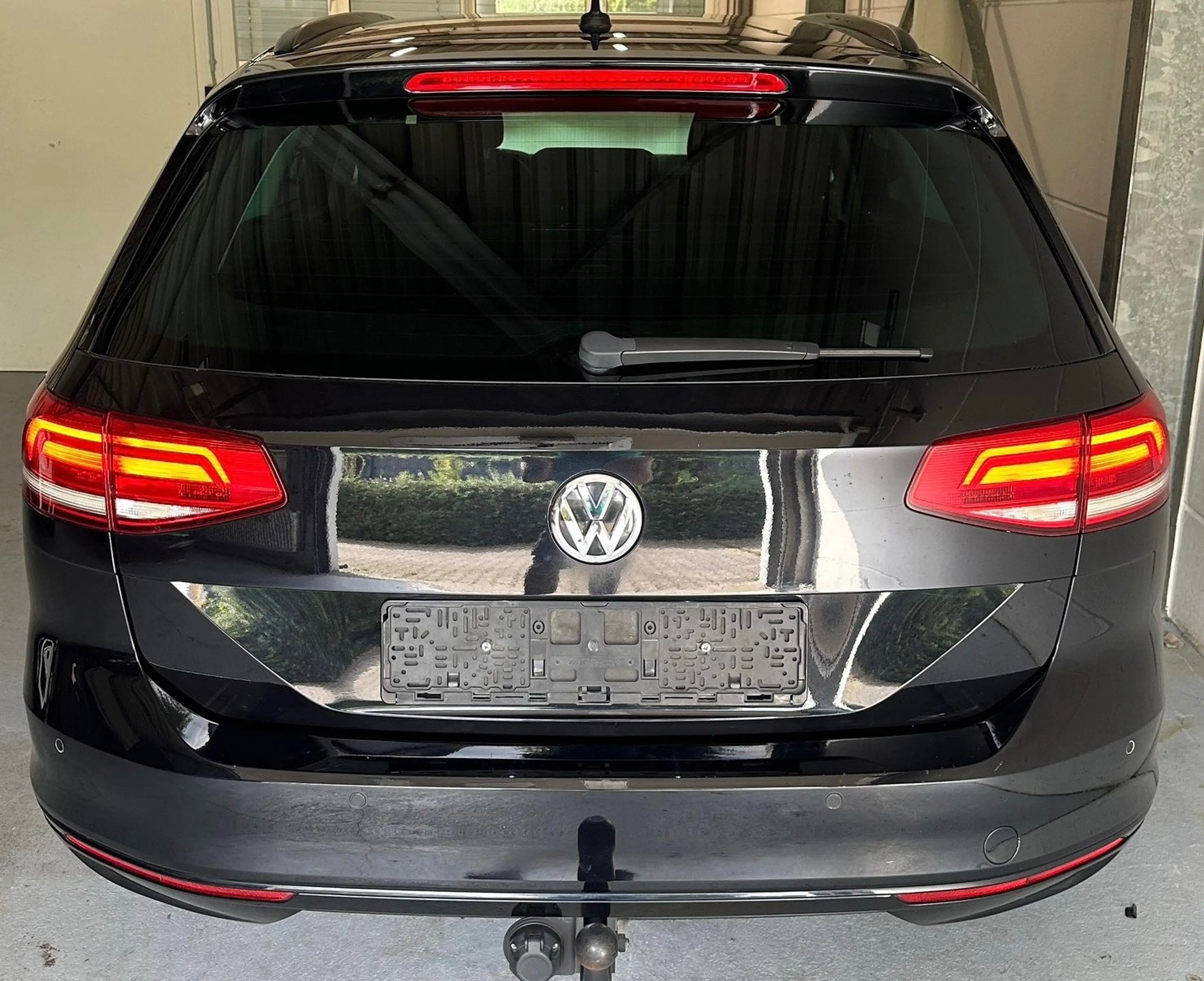 Volkswagen Passat Variant 2,0 TDI AUTOMATIK NAVI 19 ZOLL ALU Start-Stopp — photo 4