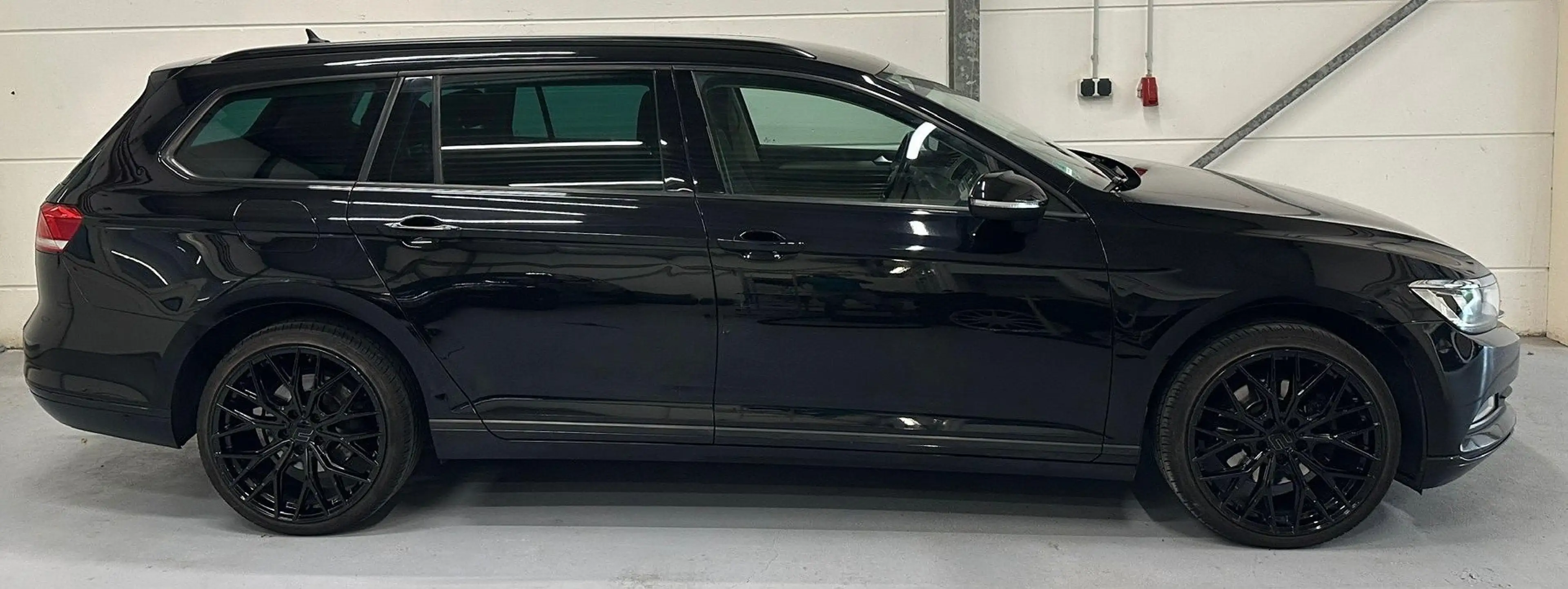 Volkswagen Passat Variant 2,0 TDI AUTOMATIK NAVI 19 ZOLL ALU Start-Stopp — photo 7