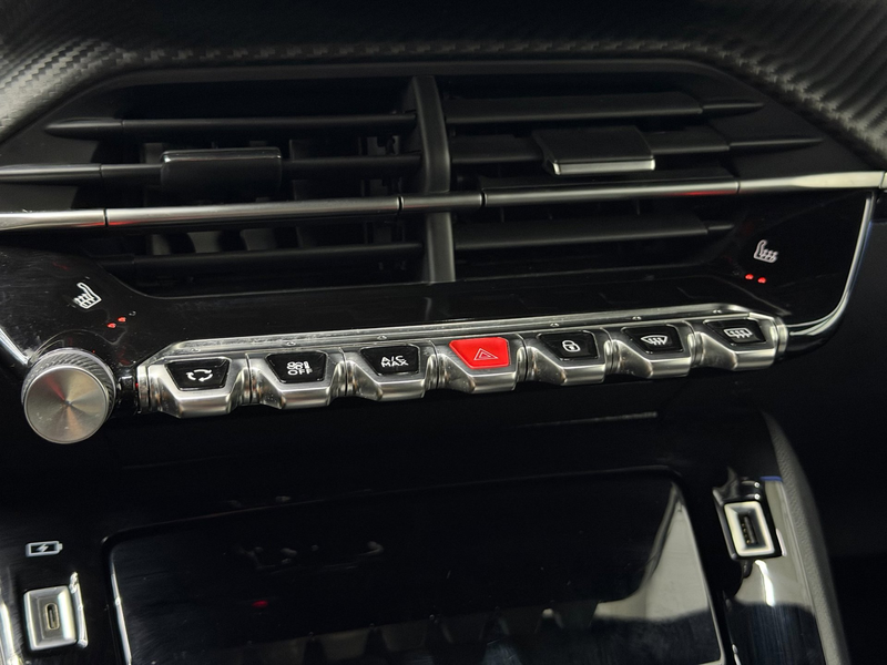 Peugeot 2008 1.2 PureTech GT - Dealer onderh. - Camera - Cruise — photo 29