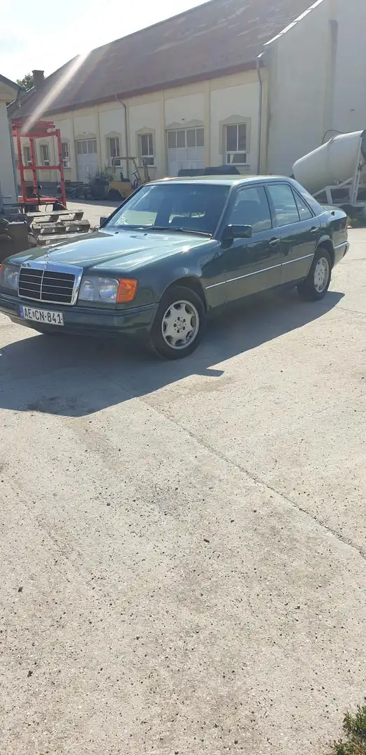Mercedes-Benz E 300 D Turbo 4Matic W124 - 2