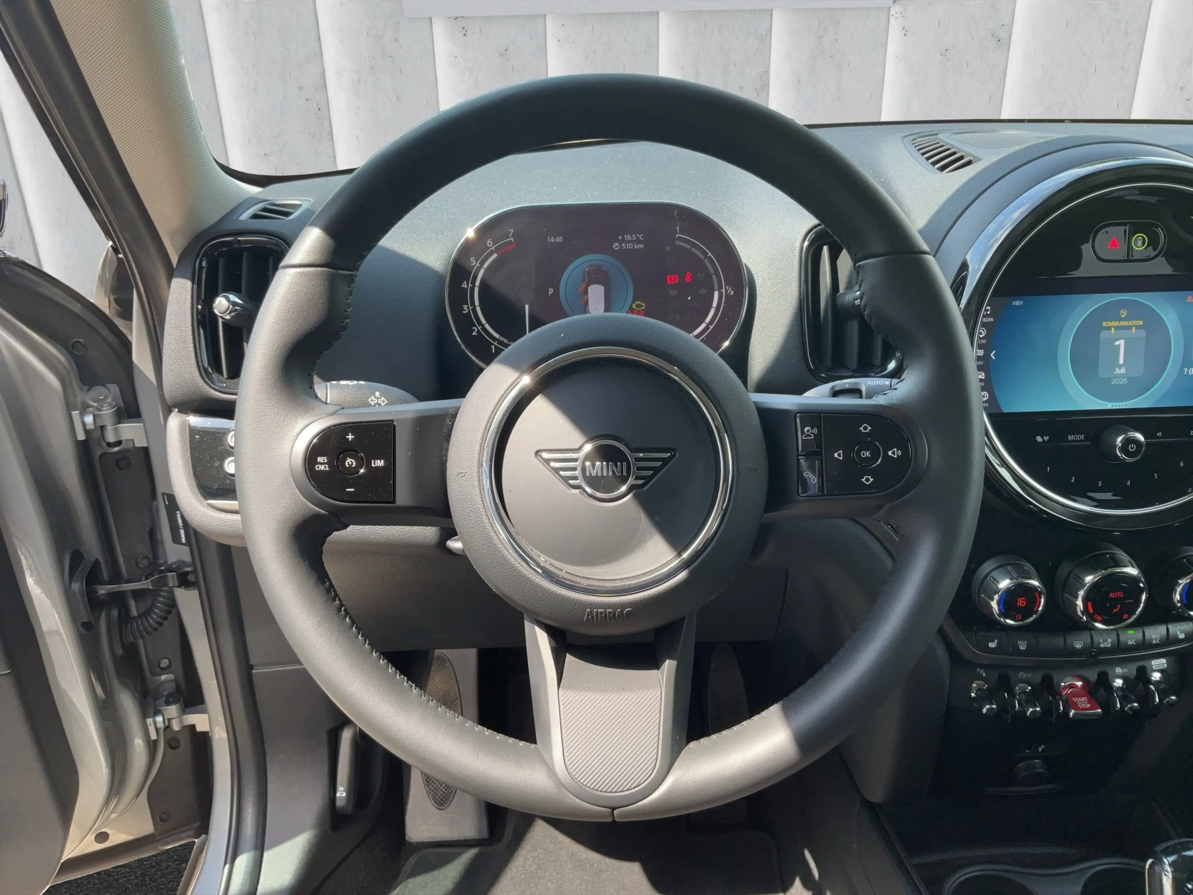MINI Cooper Countryman — photo 13
