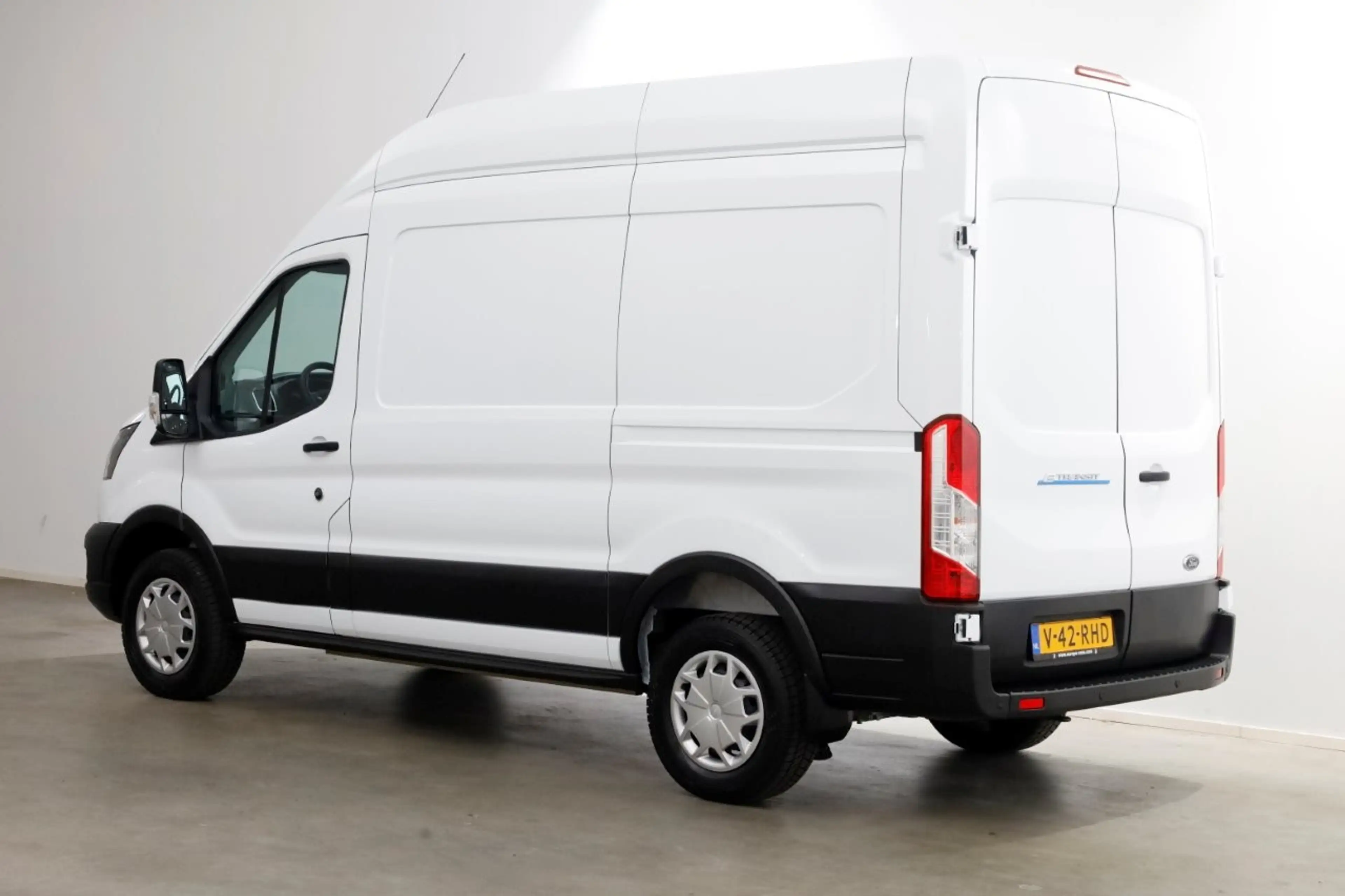 Ford E-Transit 350 L2H3 68 kWh Trend 100% Elektrisch Snellader/Ai — photo 11