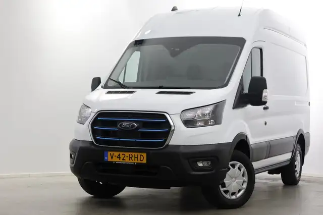 Ford E-Transit 350 L2H3 68 kWh Trend 100% Elektrisch Snellader/Ai