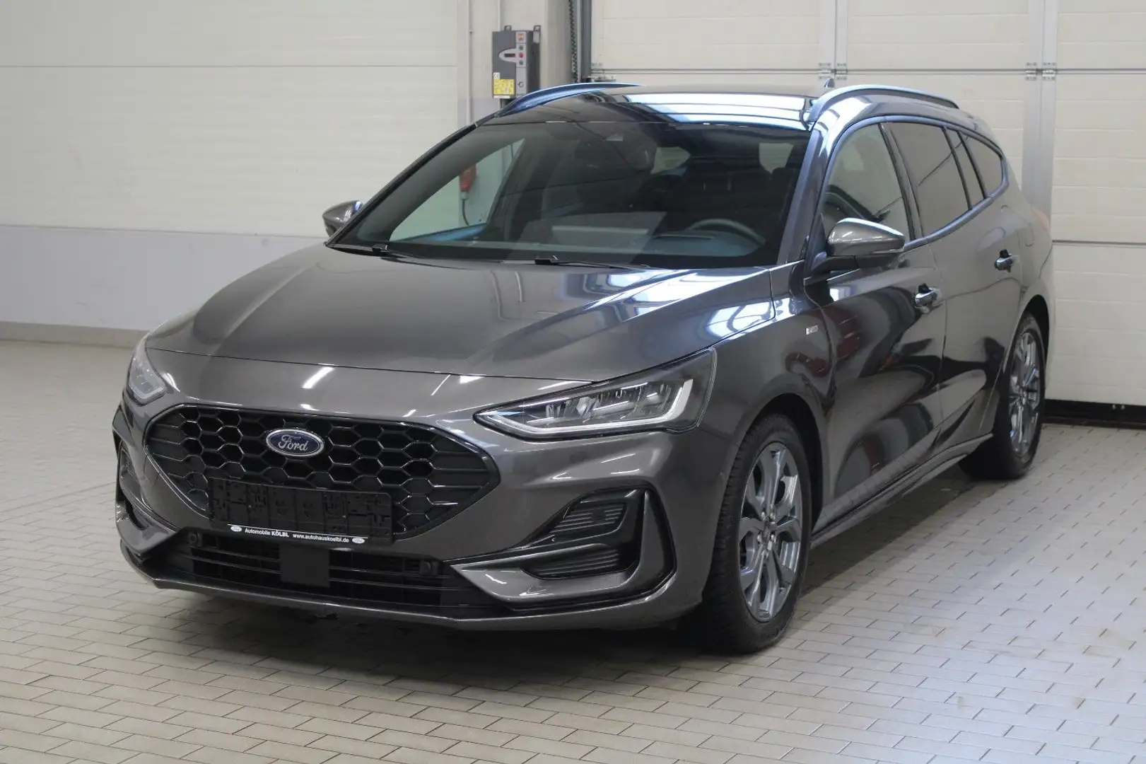 Ford Focus Turnier 1.0 Aut. ST-Line X, PANORAMA/B&O Grey - 2