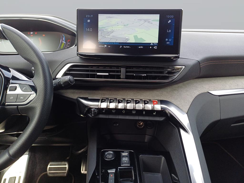Peugeot 5008 GT HYBRID 136 eDSC — photo 11