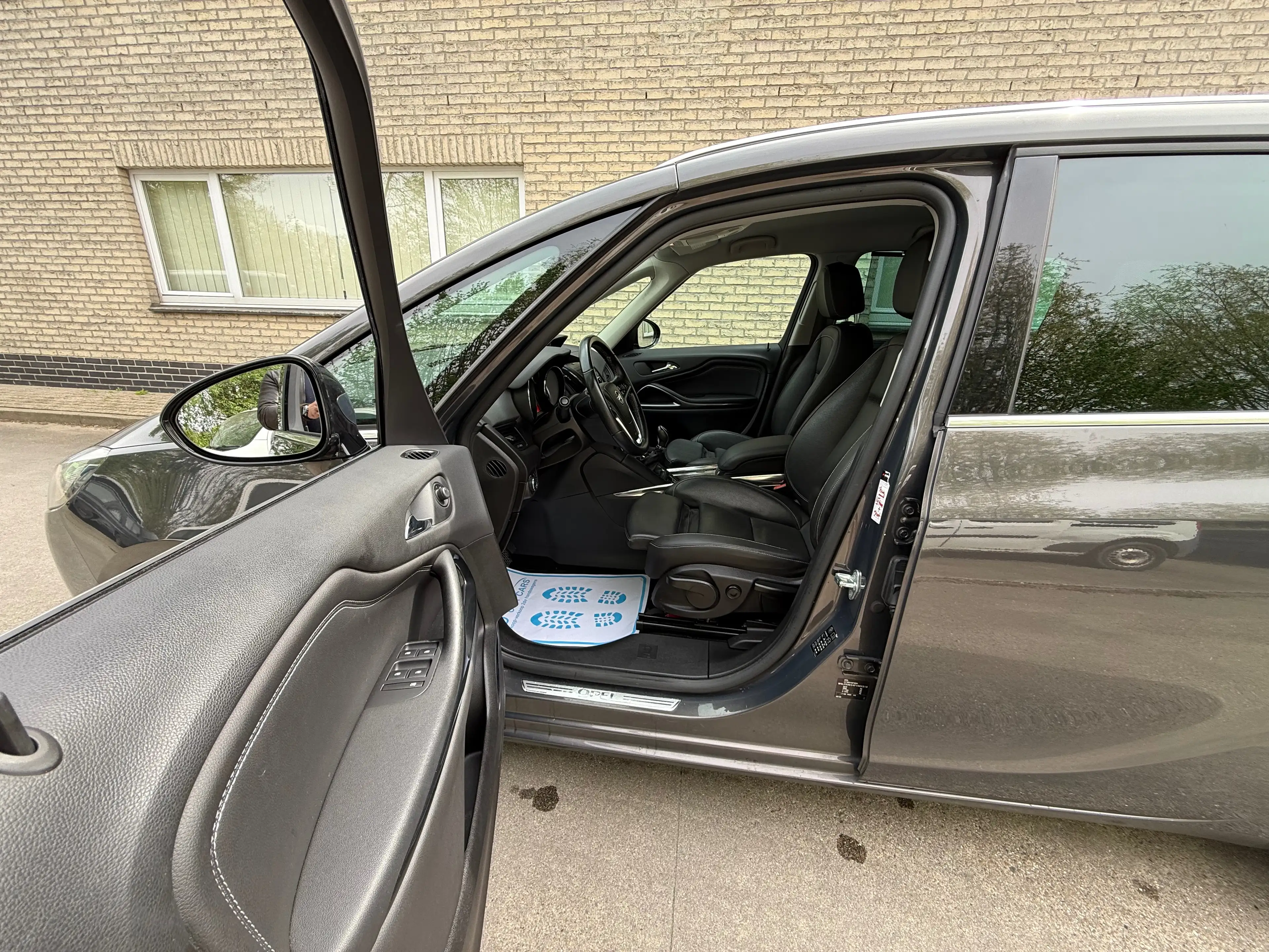 Opel Zafira Tourer Zafira 1.4 Turbo Edition — photo 10