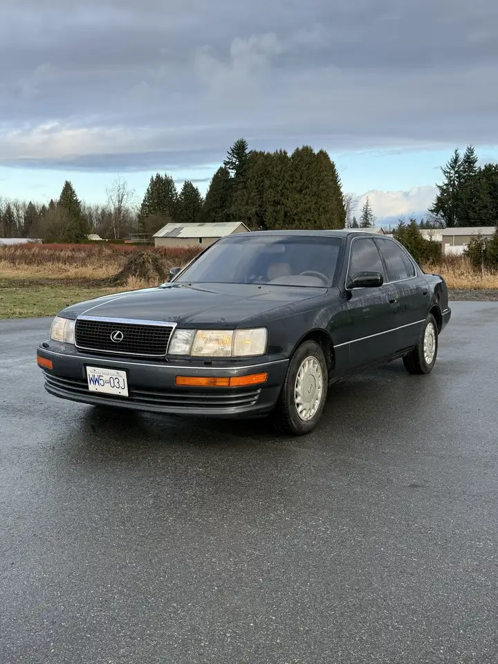 Lexus LS снимка Lexus LS