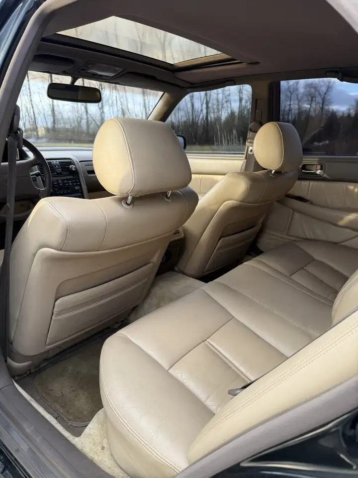 Lexus LS снимка Lexus LS