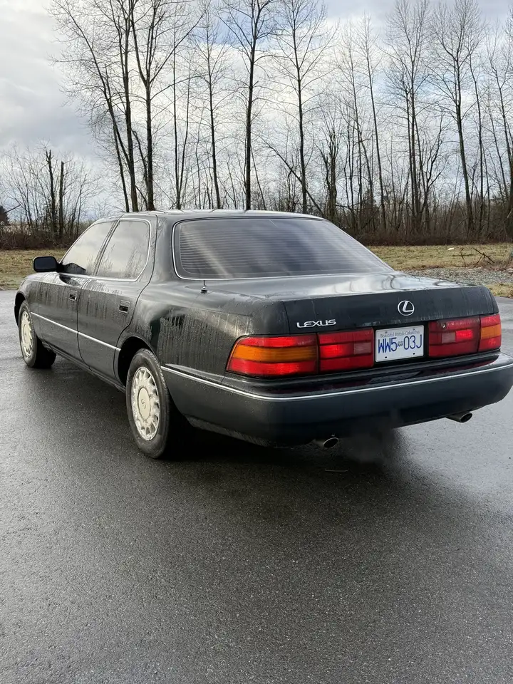 Lexus LS снимка Lexus LS