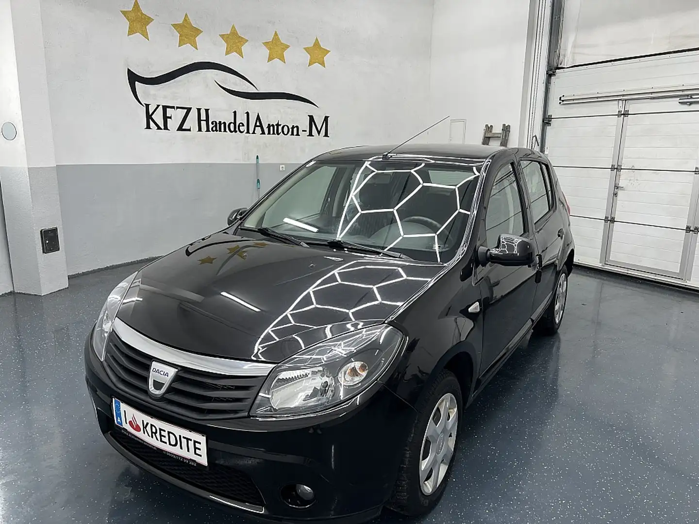 Dacia Sandero Black Line 1,2 16V  * SOFORT FINANZIERUNG & EIN... Noir - 1