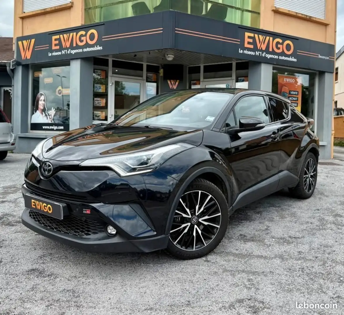 Toyota C-HR 1.2T GR SPORT 2WD 6.0CV MOTEUR À CHAÎNE Noir - 1