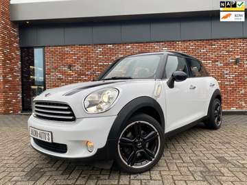 Mini 1.6 Pepper Cruise Clima 18inch 130000km!