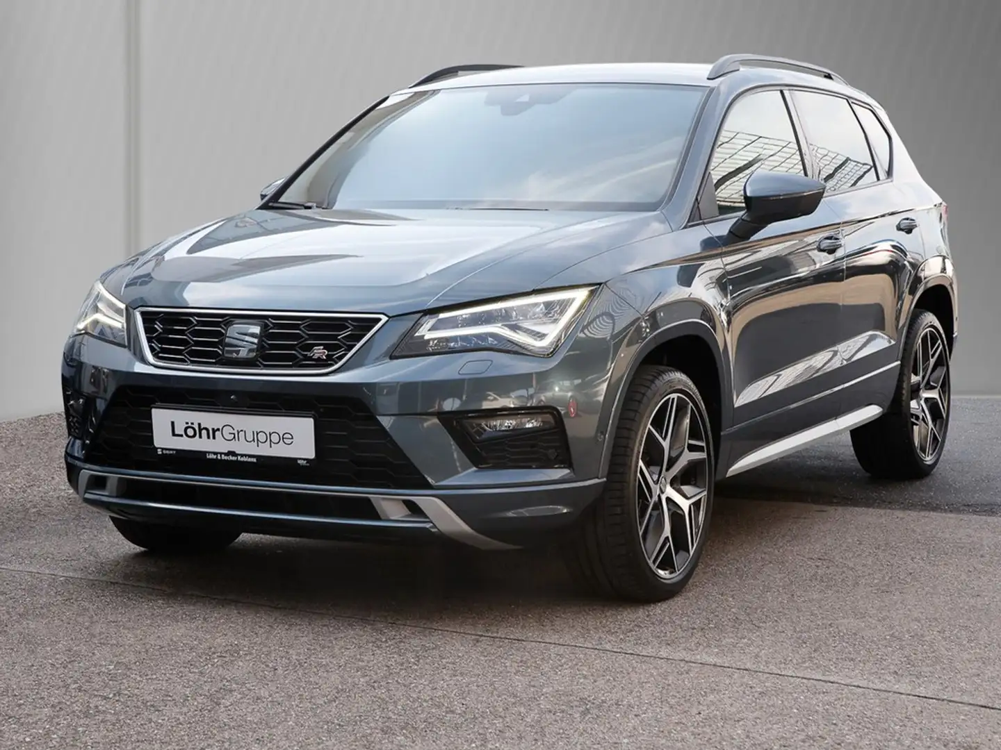 SEAT Ateca 1.5 TSI DSG FR AHK/RFK/Navi Grau - 2