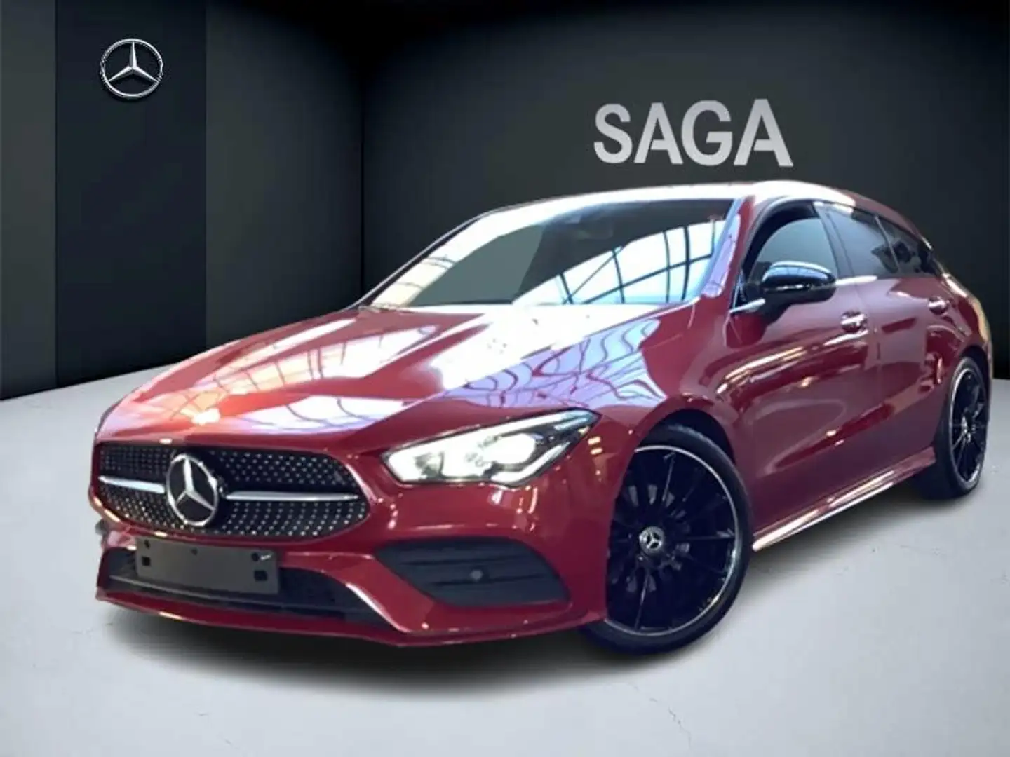 Mercedes-Benz CLA 180 180 SB Pack AMG Night Červená - 1