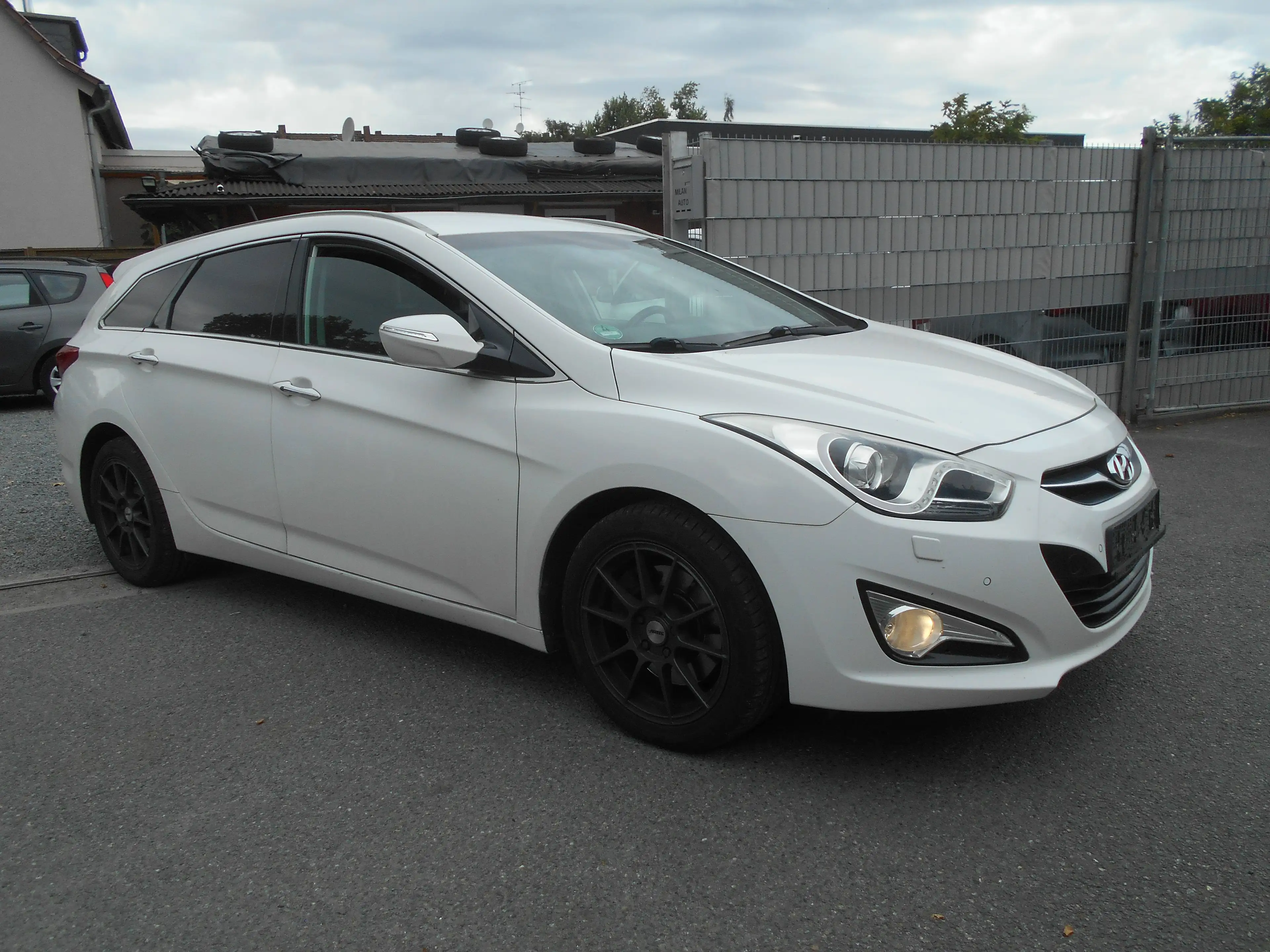 Hyundai i40 5 Star Edition/KLIMA/NAVI/EURO 5 — photo 8