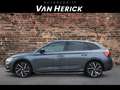 Skoda Scala 1.0 TSI Sport Business Automaat | Carplay | Adapti Grijs - thumbnail 2