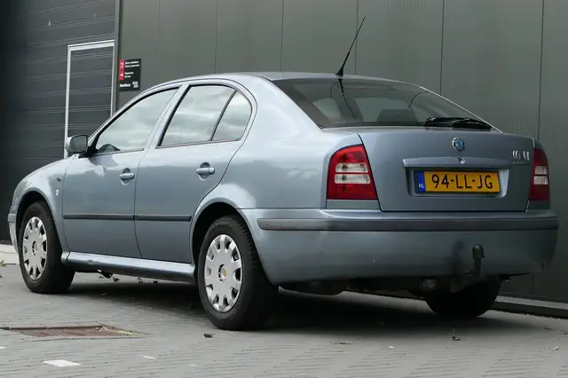 Skoda Octavia view 12